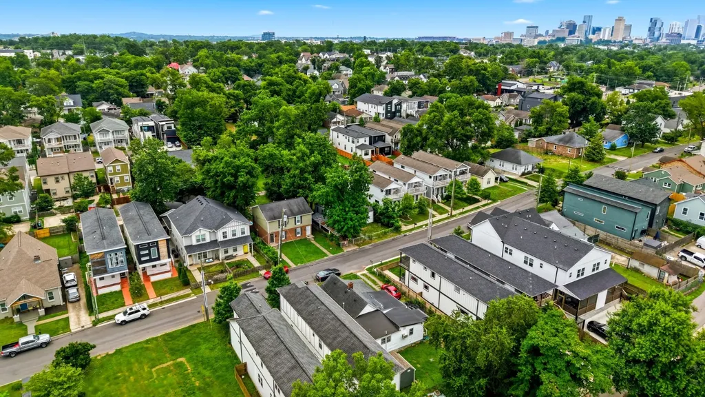 1910 15th Ave, N Nashville TN 37208