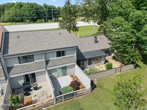 7 Lakeshore Circle Crossville TN 38558