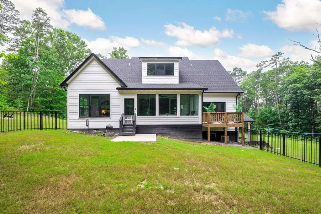 3057 Burning Bush Road Ringgold GA 30736