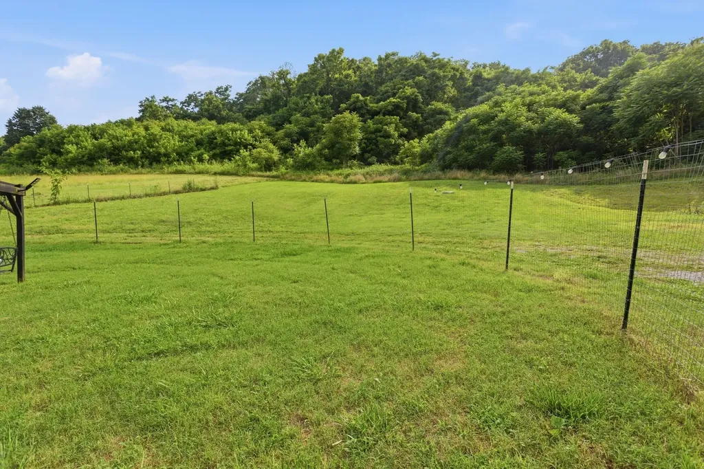 3204 Grizzly Road Culleoka TN 38451