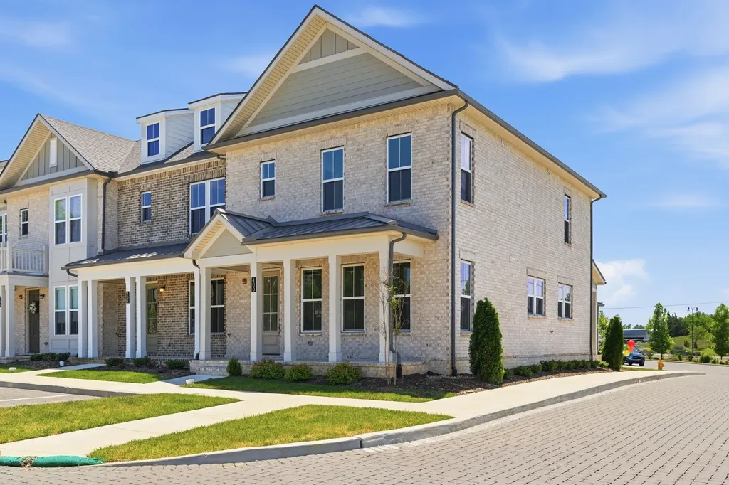 400 Perch Street Hendersonville TN 37075