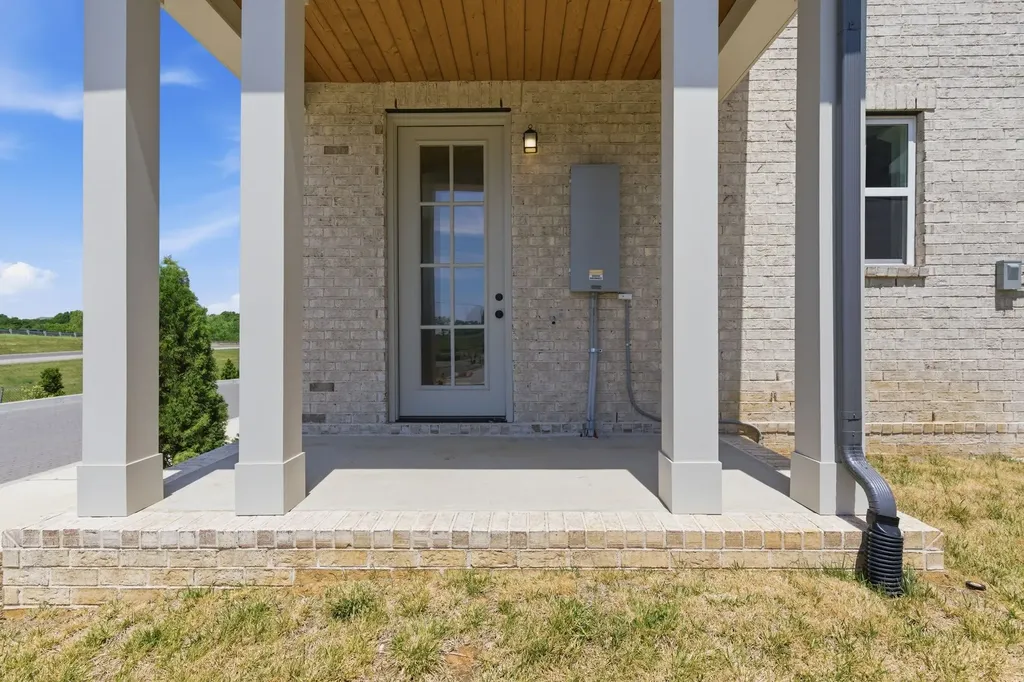 400 Perch Street Hendersonville TN 37075