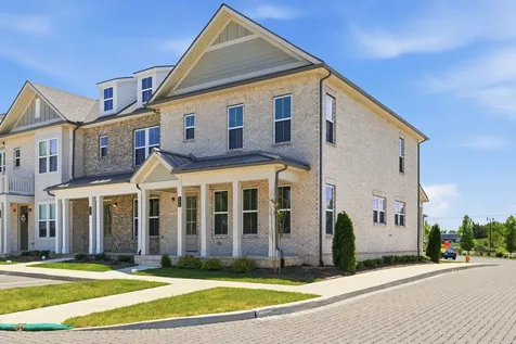 400 Perch Street Hendersonville TN 37075