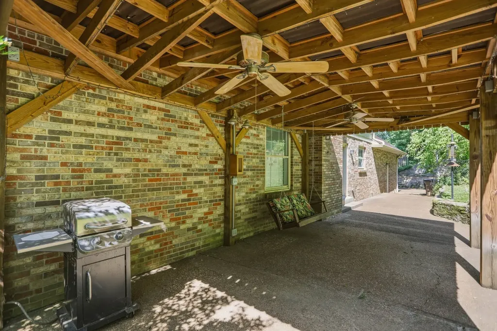 2739 Windemere Drive Nashville TN 37214