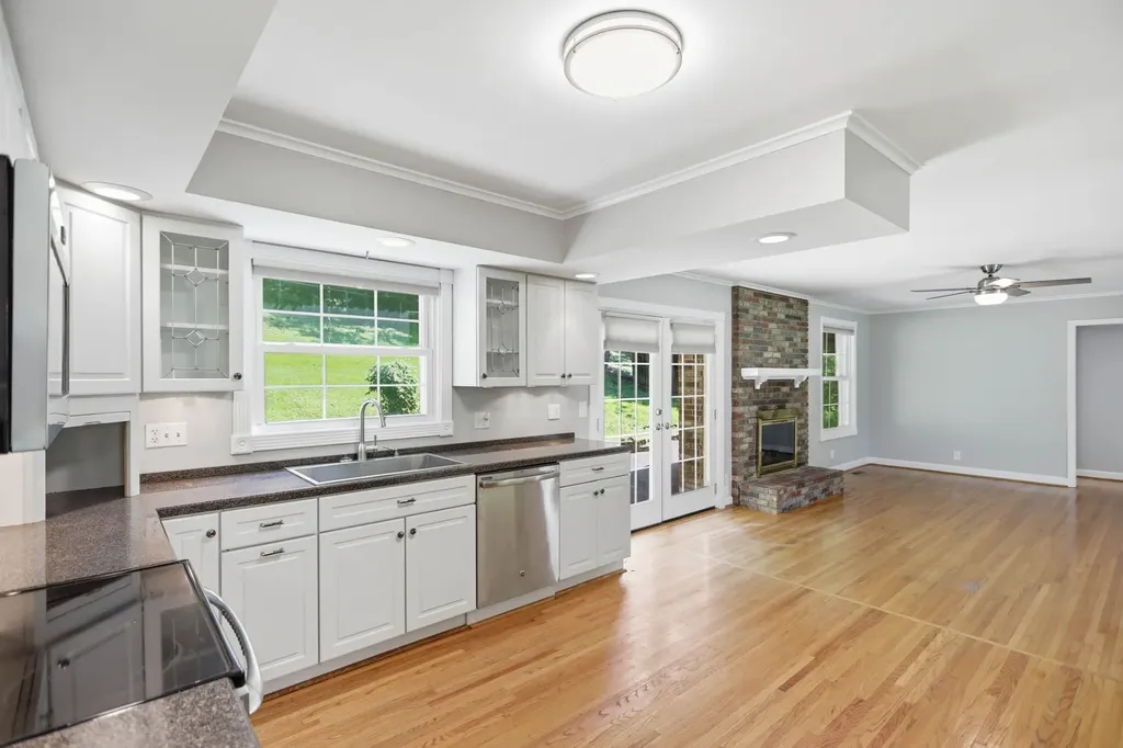 2739 Windemere Drive Nashville TN 37214