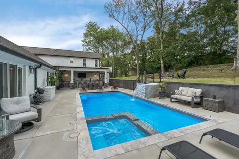 2712 Windemere Drive Nashville TN 37214