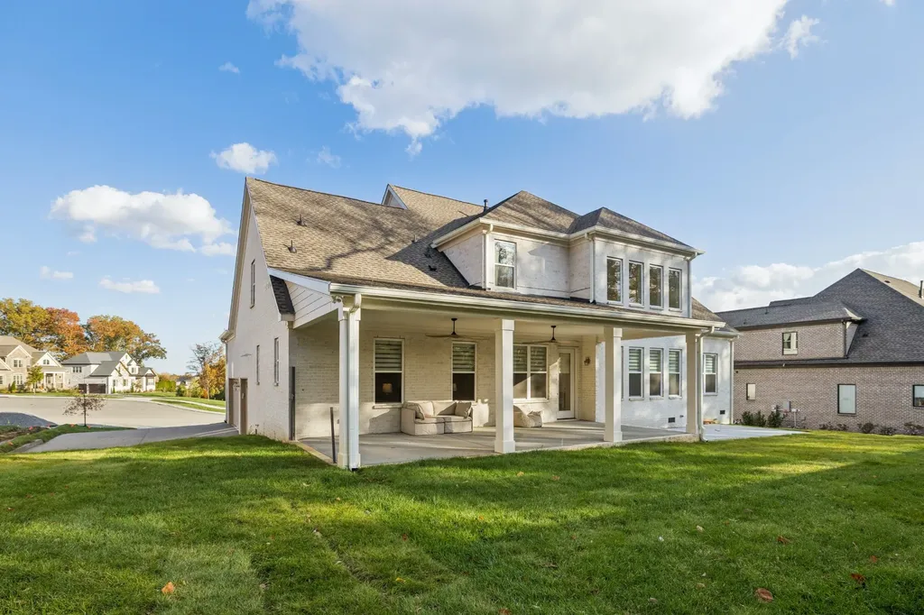 2033 Vail Trace Nolensville TN 37135