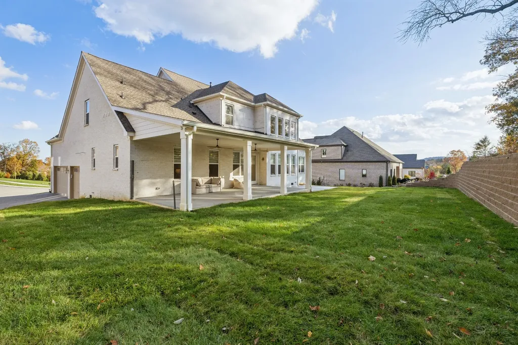 2033 Vail Trace Nolensville TN 37135