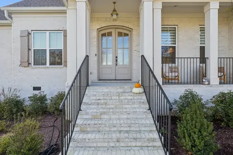 2033 Vail Trace Nolensville TN 37135