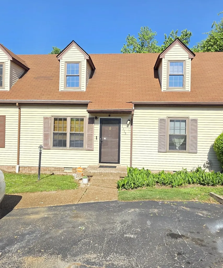 1115 Quail Ct, W Nashville TN 37214