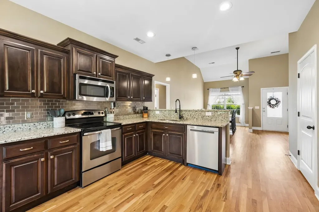 506 Fallacy Court Murfreesboro TN 37129