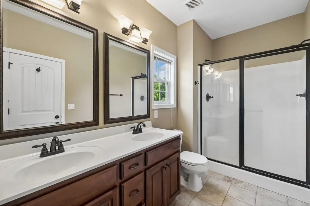 506 Fallacy Court Murfreesboro TN 37129