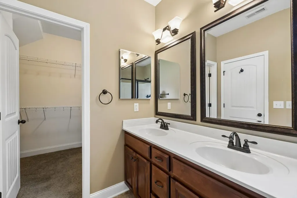 506 Fallacy Court Murfreesboro TN 37129
