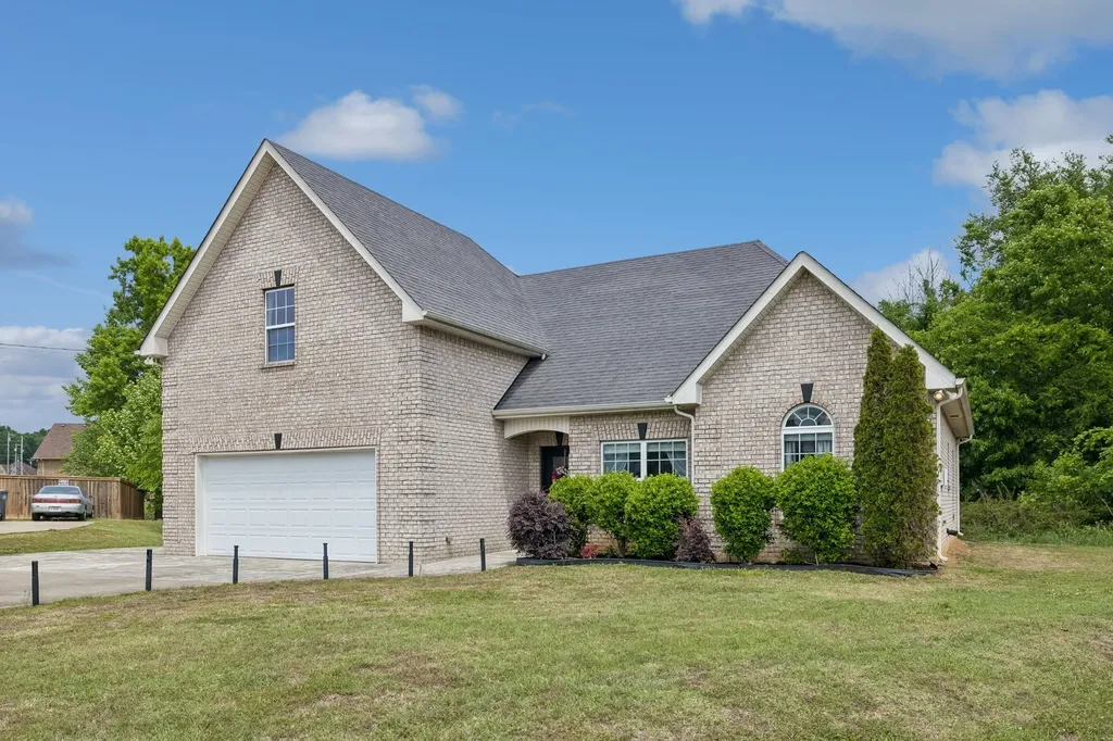 506 Fallacy Court Murfreesboro TN 37129