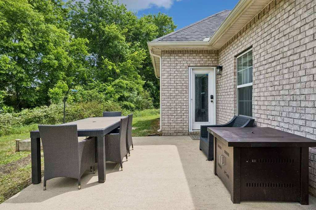 506 Fallacy Court Murfreesboro TN 37129