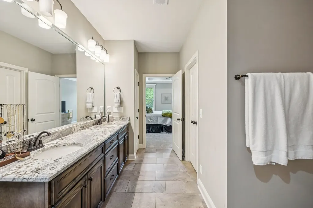 5016 Southfork Boulevard Old Hickory TN 37138
