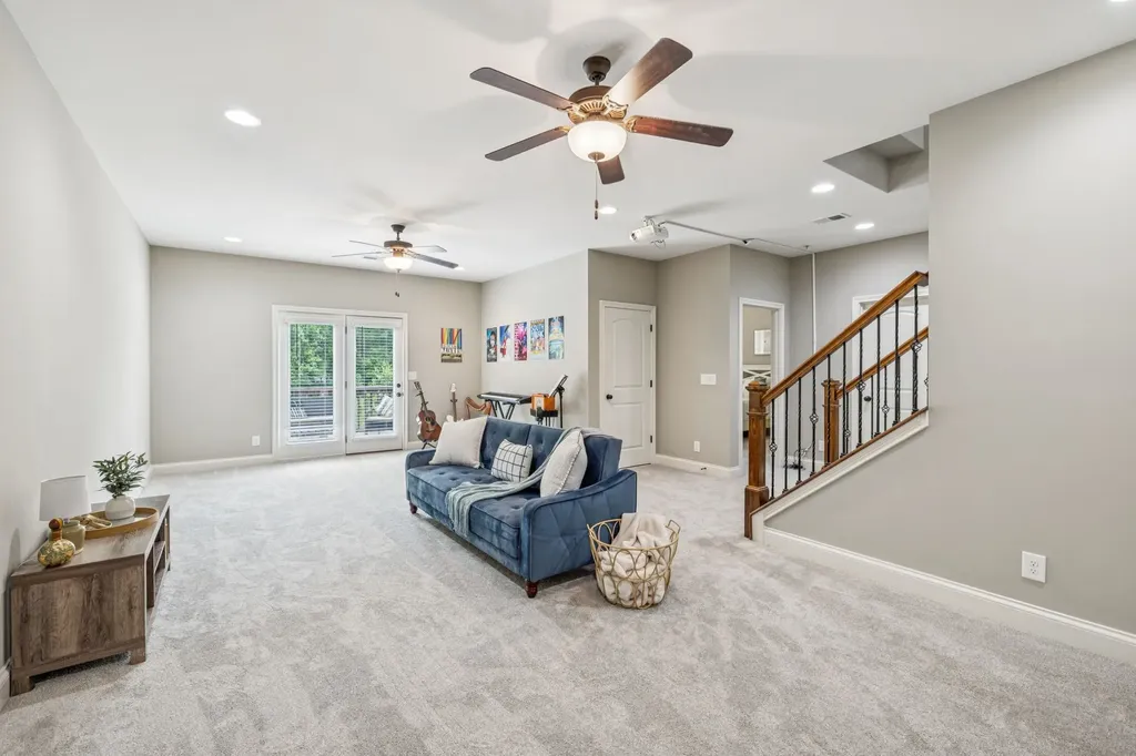 5016 Southfork Boulevard Old Hickory TN 37138