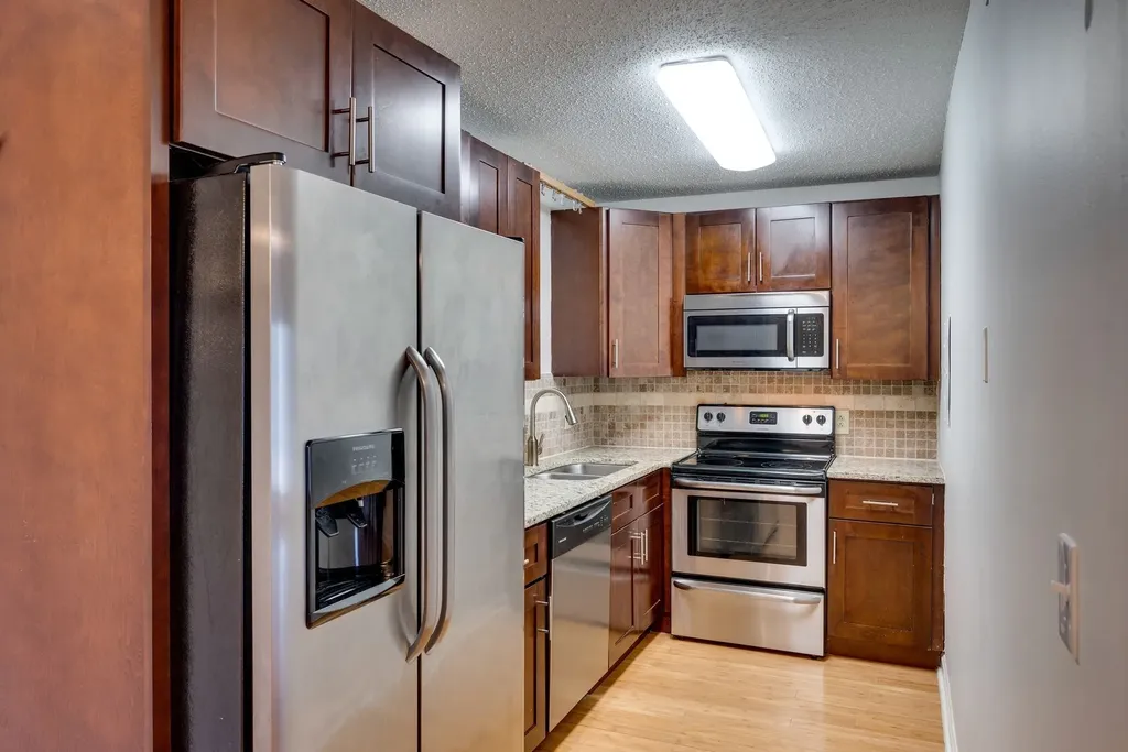 6680 Charlotte Pike Nashville TN 37209
