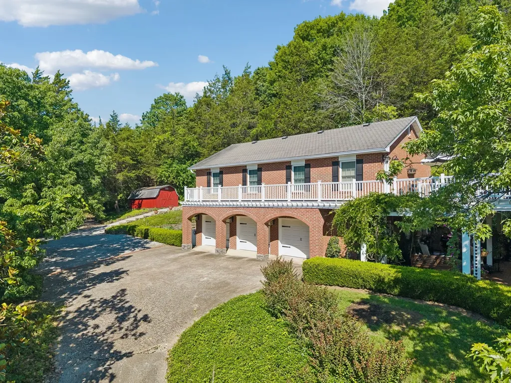 1288 Old Hillsboro Road Franklin TN 37069