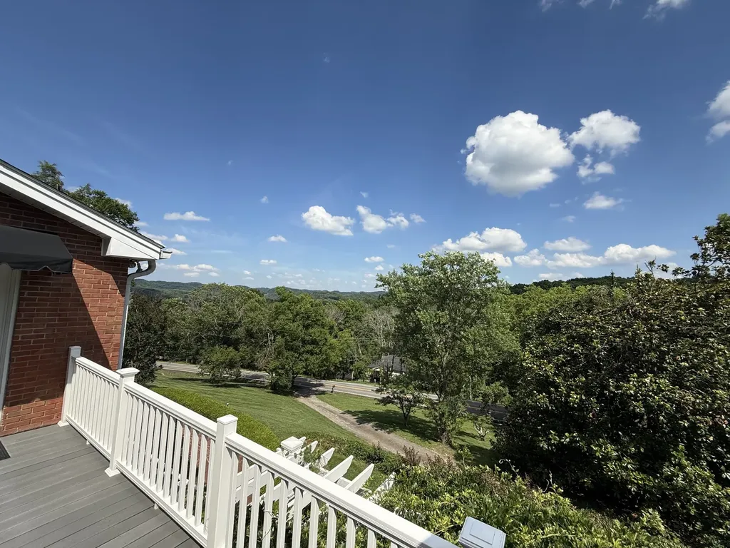 1288 Old Hillsboro Road Franklin TN 37069