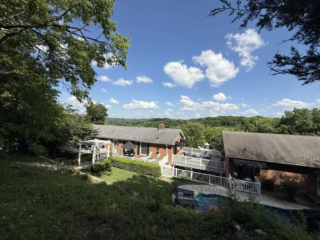 1288 Old Hillsboro Road Franklin TN 37069