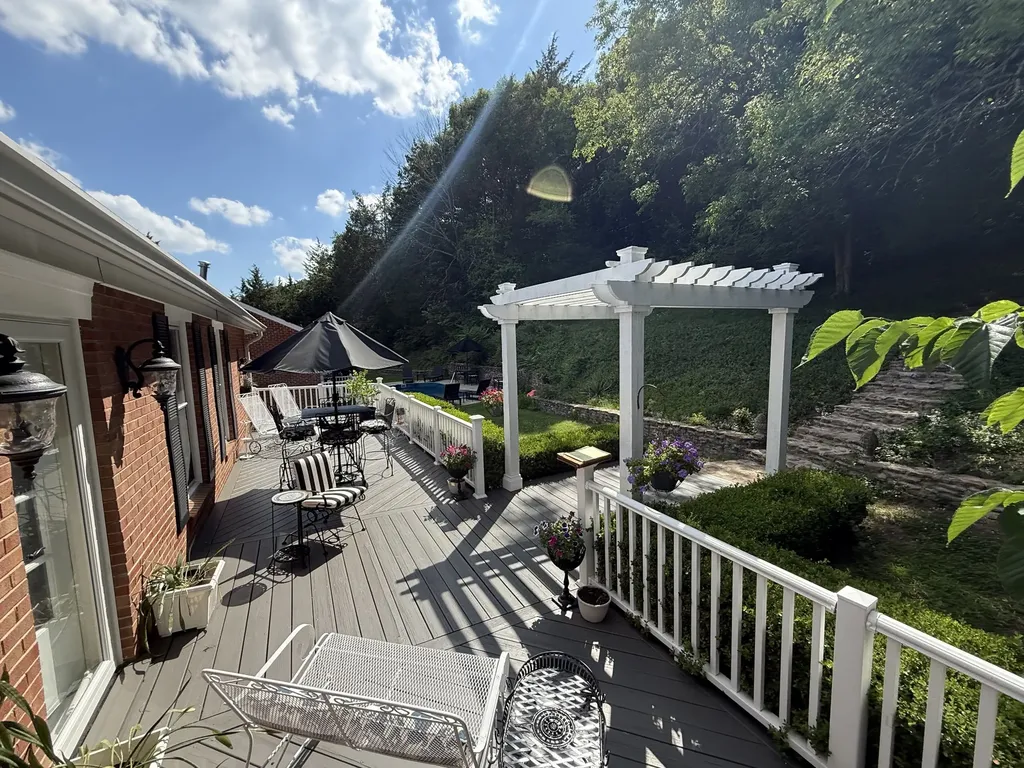 1288 Old Hillsboro Road Franklin TN 37069