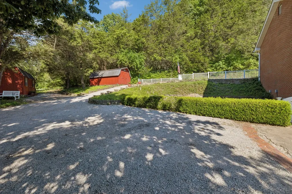 1288 Old Hillsboro Road Franklin TN 37069