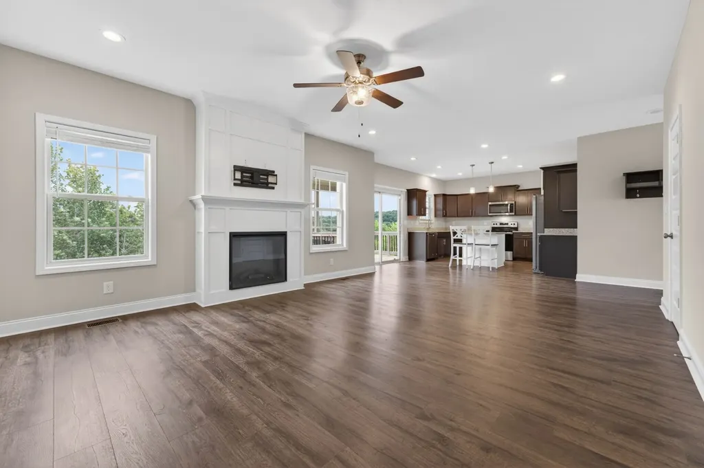 792 Crestone Lane Clarksville TN 37042