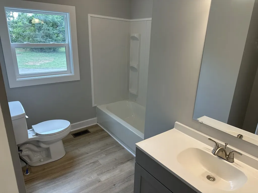 112 Eastland Avenue Lebanon TN 37087