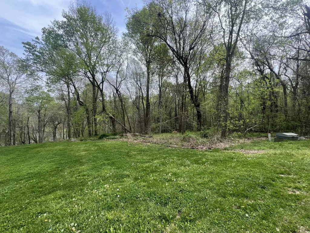 200 Lake Ridge Road Scottsville KY 42164