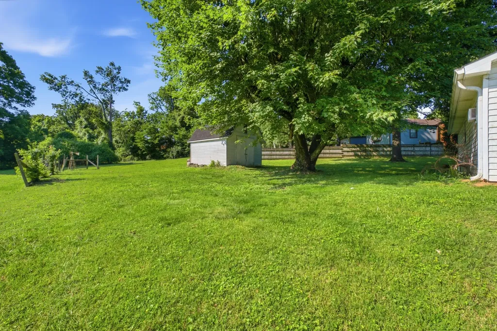 1948 Omohundro Drive Nashville TN 37210