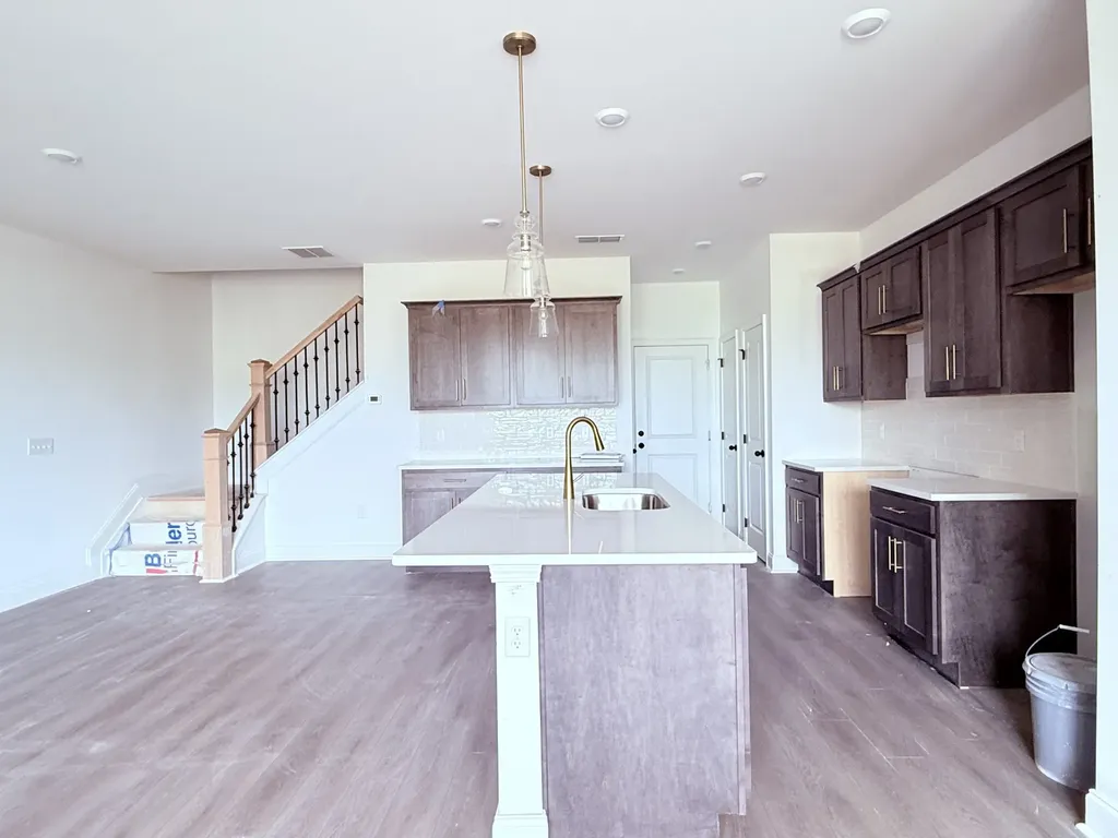 2718 Willowoak Trail Murfreesboro TN 37129