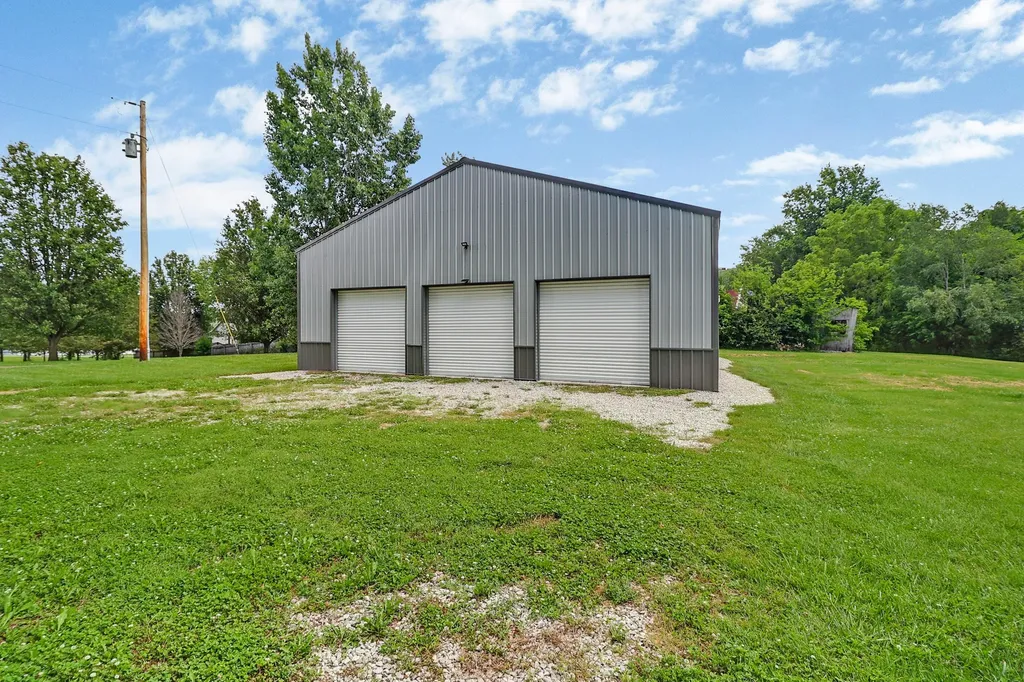 200 Acorn Hill Drive Sparta TN 38583