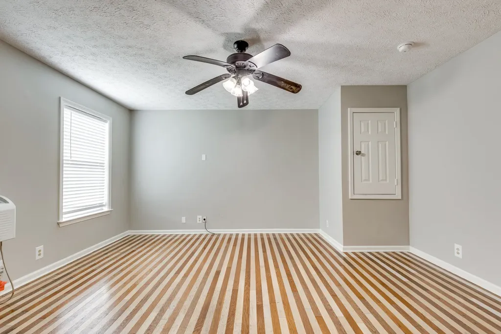 125 Grant Court Portland TN 37148