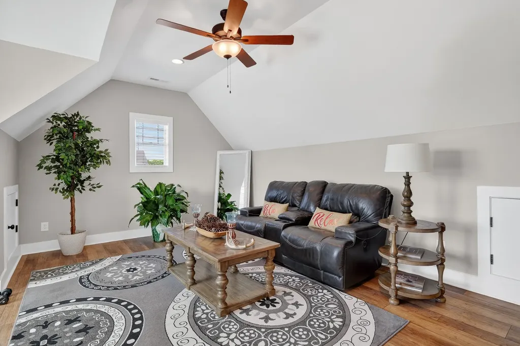 5708 Mullendore Court Murfreesboro TN 37127