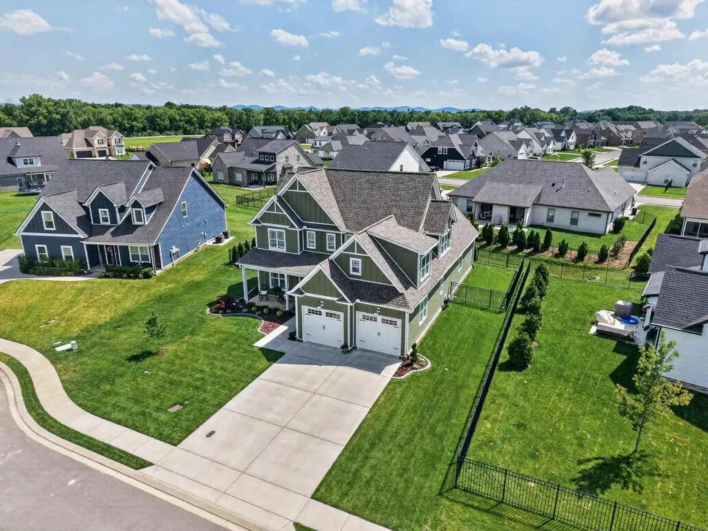 5708 Mullendore Court Murfreesboro TN 37127