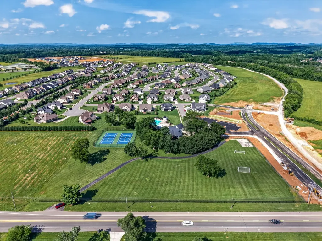 5708 Mullendore Court Murfreesboro TN 37127