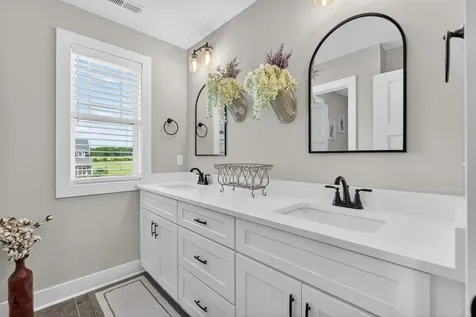 5708 Mullendore Court Murfreesboro TN 37127