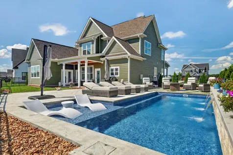 5708 Mullendore Court Murfreesboro TN 37127