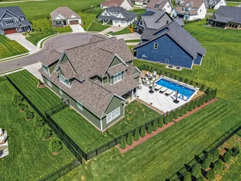 5708 Mullendore Court Murfreesboro TN 37127