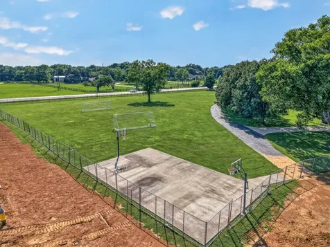 5708 Mullendore Court Murfreesboro TN 37127