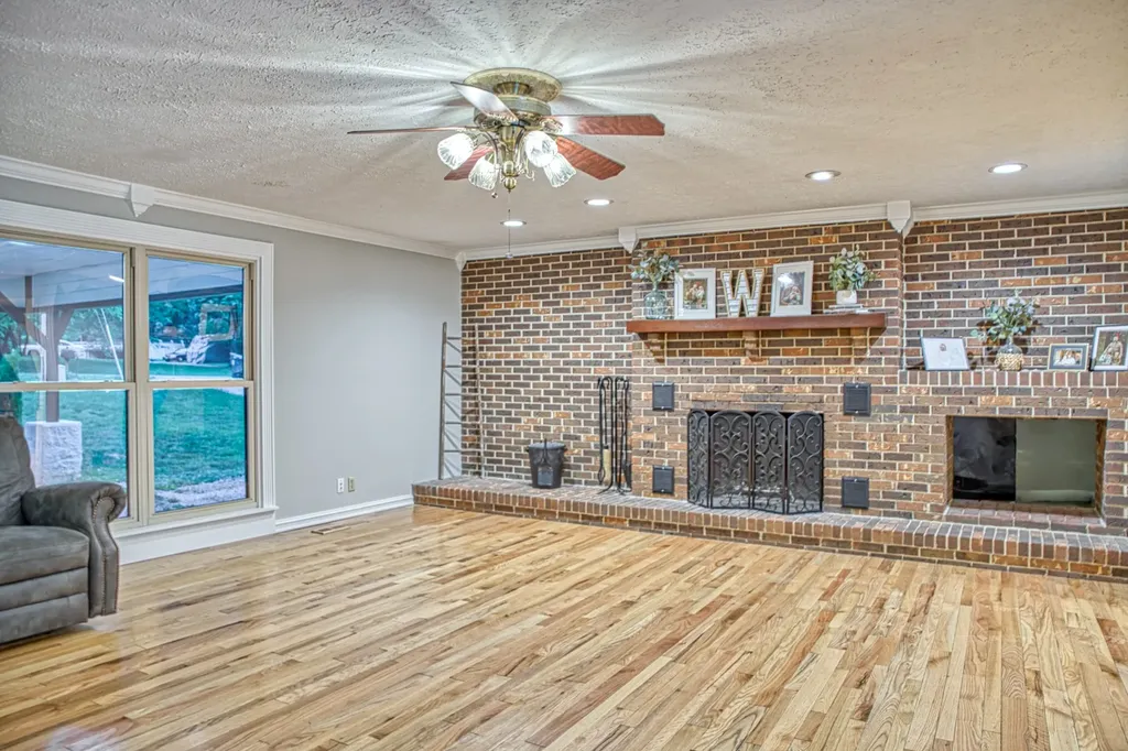 3847 Post Oak Circle Cookeville TN 38506