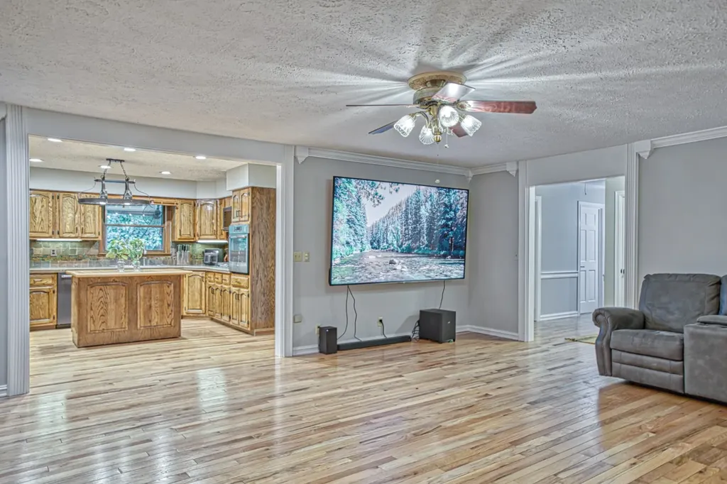 3847 Post Oak Circle Cookeville TN 38506