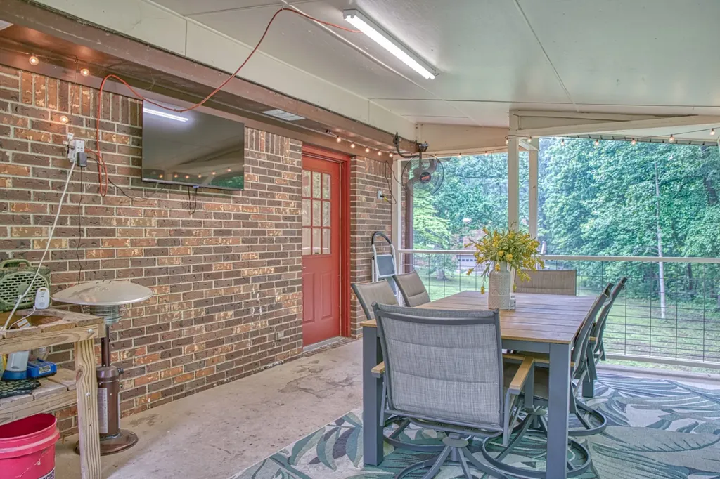 3847 Post Oak Circle Cookeville TN 38506