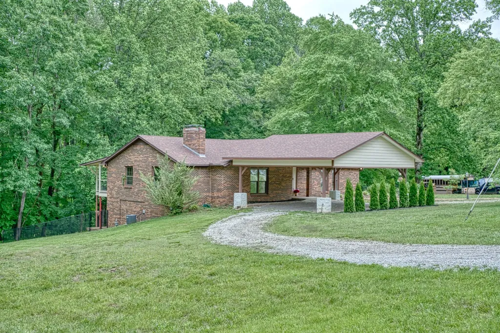 3847 Post Oak Circle Cookeville TN 38506