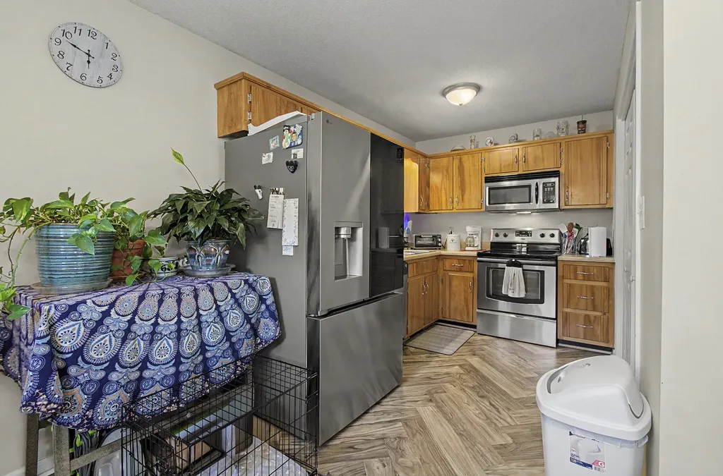 319 Lafayette Point Circle Clarksville TN 37042