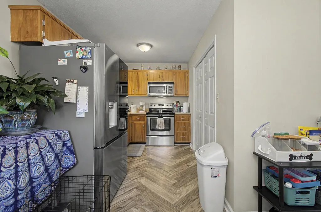 319 Lafayette Point Circle Clarksville TN 37042