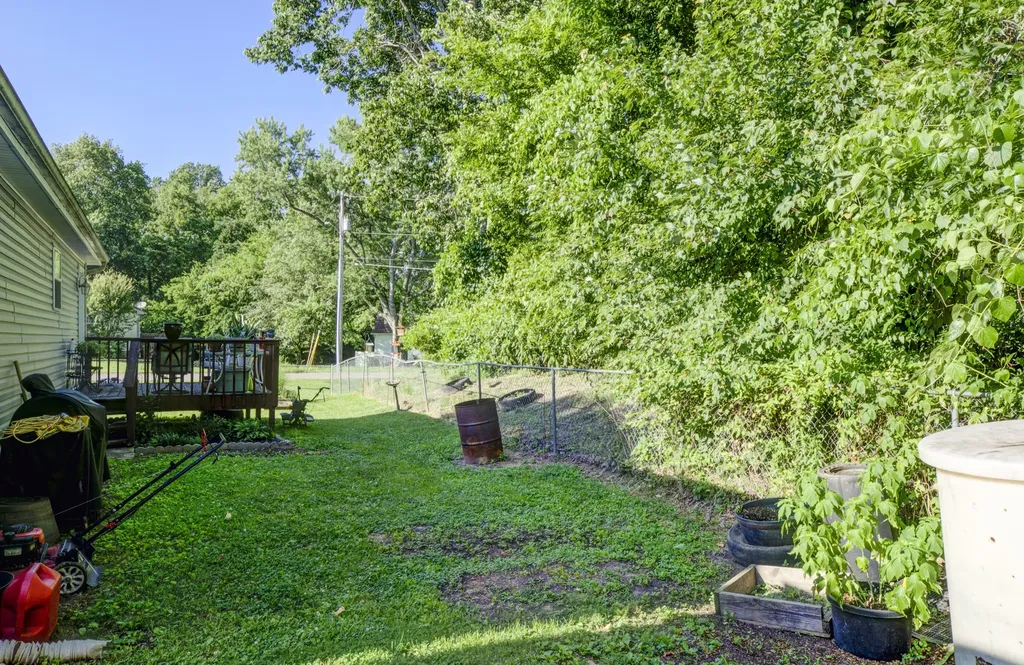 319 Lafayette Point Circle Clarksville TN 37042