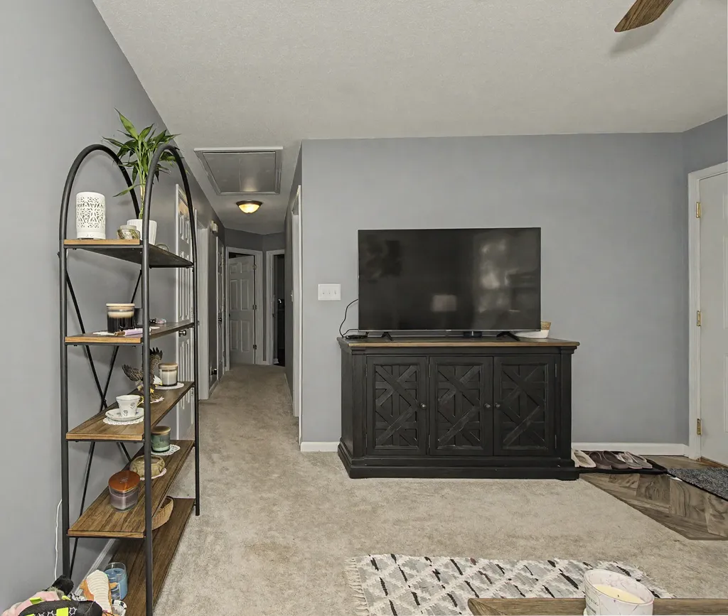 319 Lafayette Point Circle Clarksville TN 37042