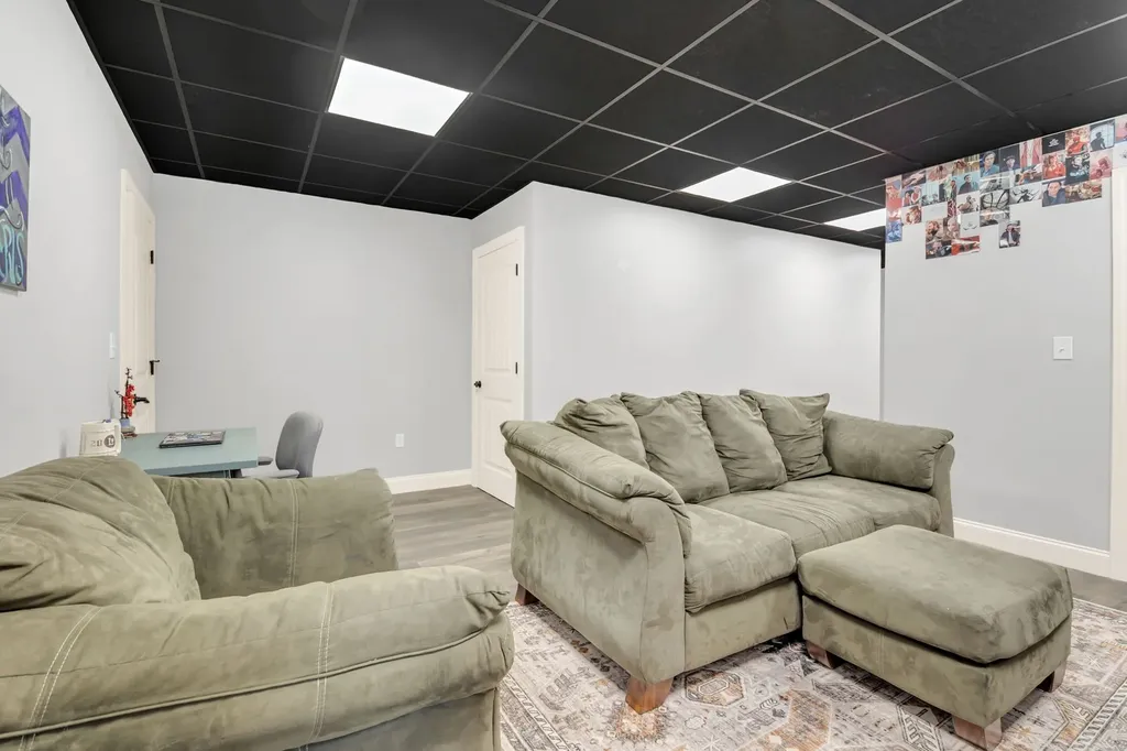 172 Tad Circle Leoma TN 38468